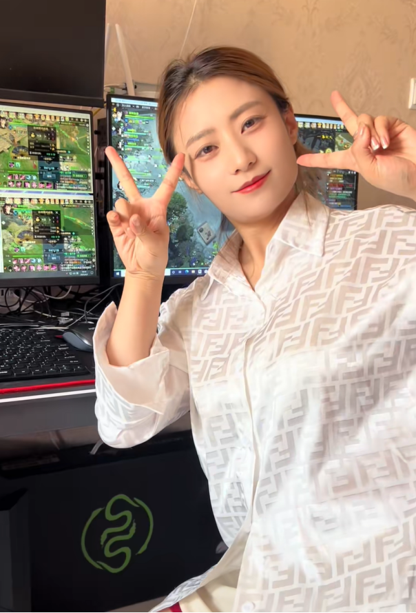 《逆水寒》真实记录：30+失业夫妻全职在家搬砖,一周3000块打底